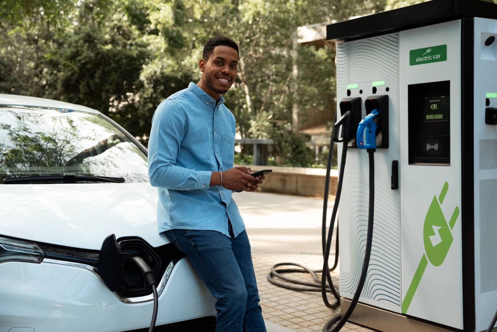 Instalação de Carregador Wallbox para Veículos Elétricos